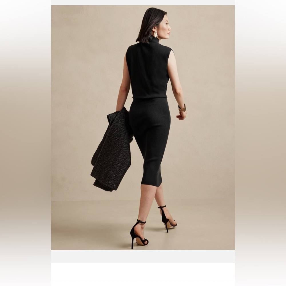 Banana Republic NWT black Serene Sweater dress